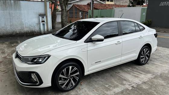 VOLKSWAGEN VIRTUS 1.0 200 TSI HIGHLINE AUTOMÁTICO